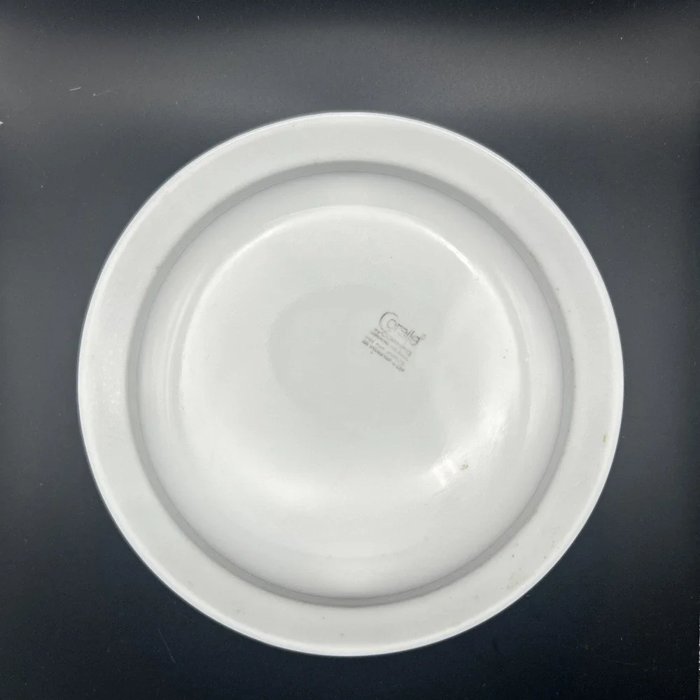 VINTAGE CORELLE  OLD TOWNE NAVY 8.5 inch soup rimmed bowl plate